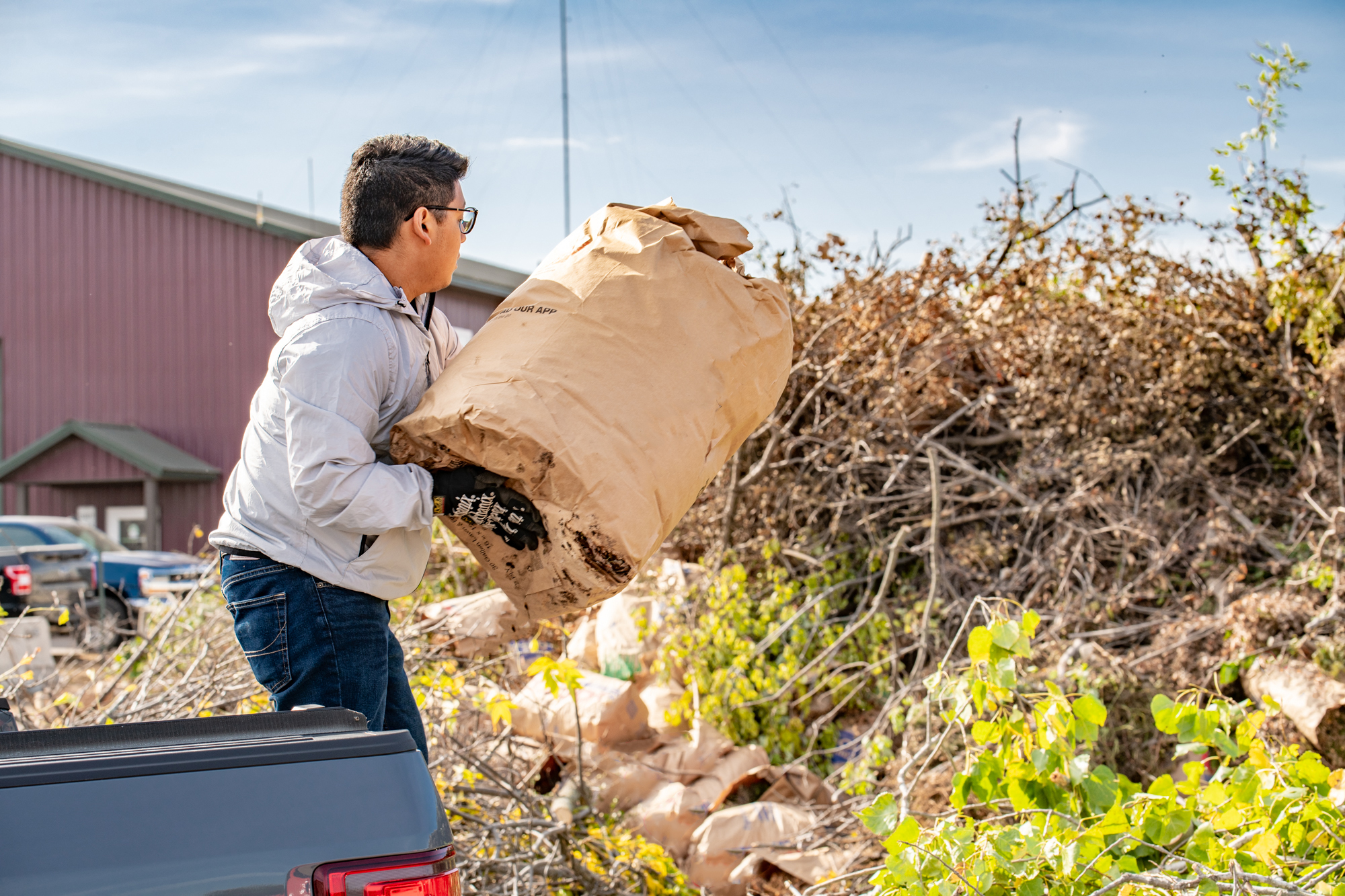Recycle Your Yard Waste for FREE